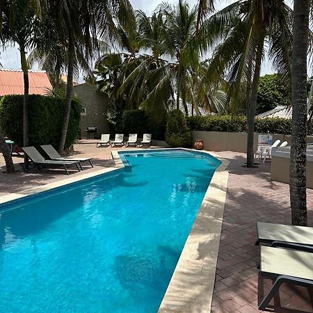 Windmill Apartments Curacao يلمستاد المظهر الخارجي الصورة
