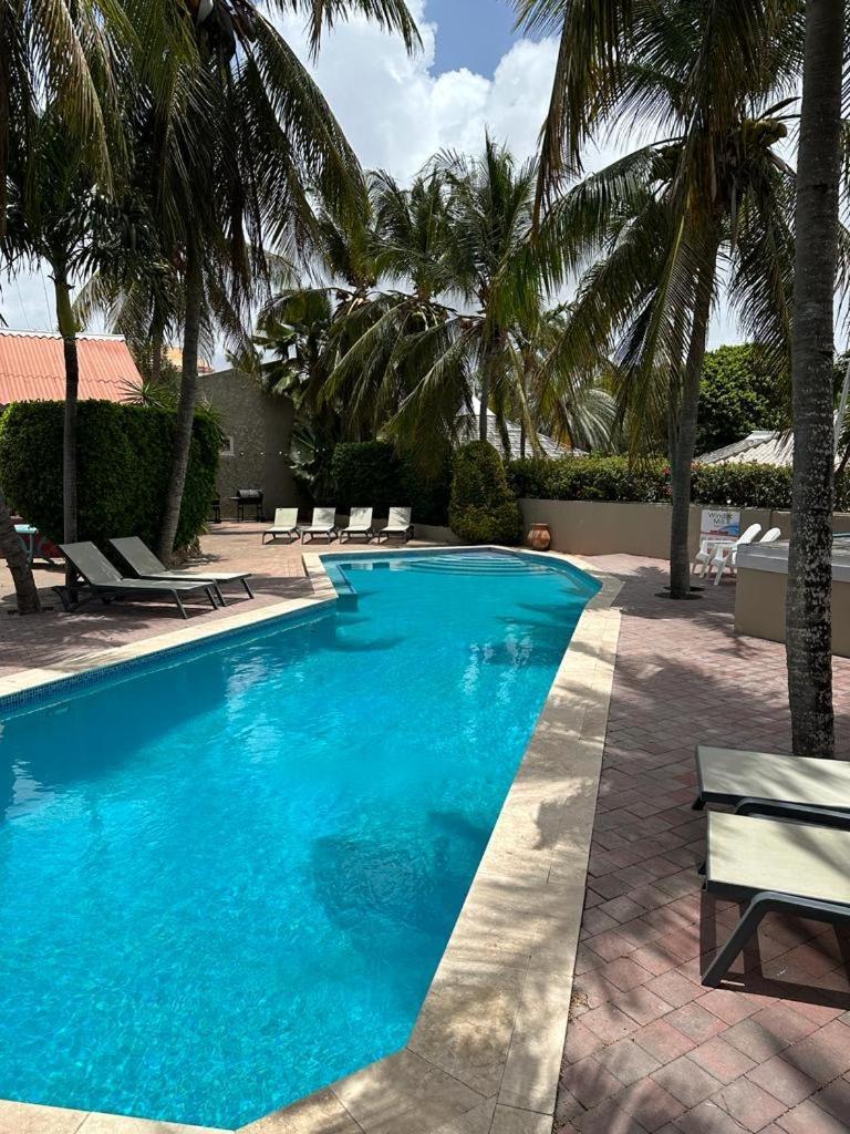 Windmill Apartments Curacao يلمستاد المظهر الخارجي الصورة