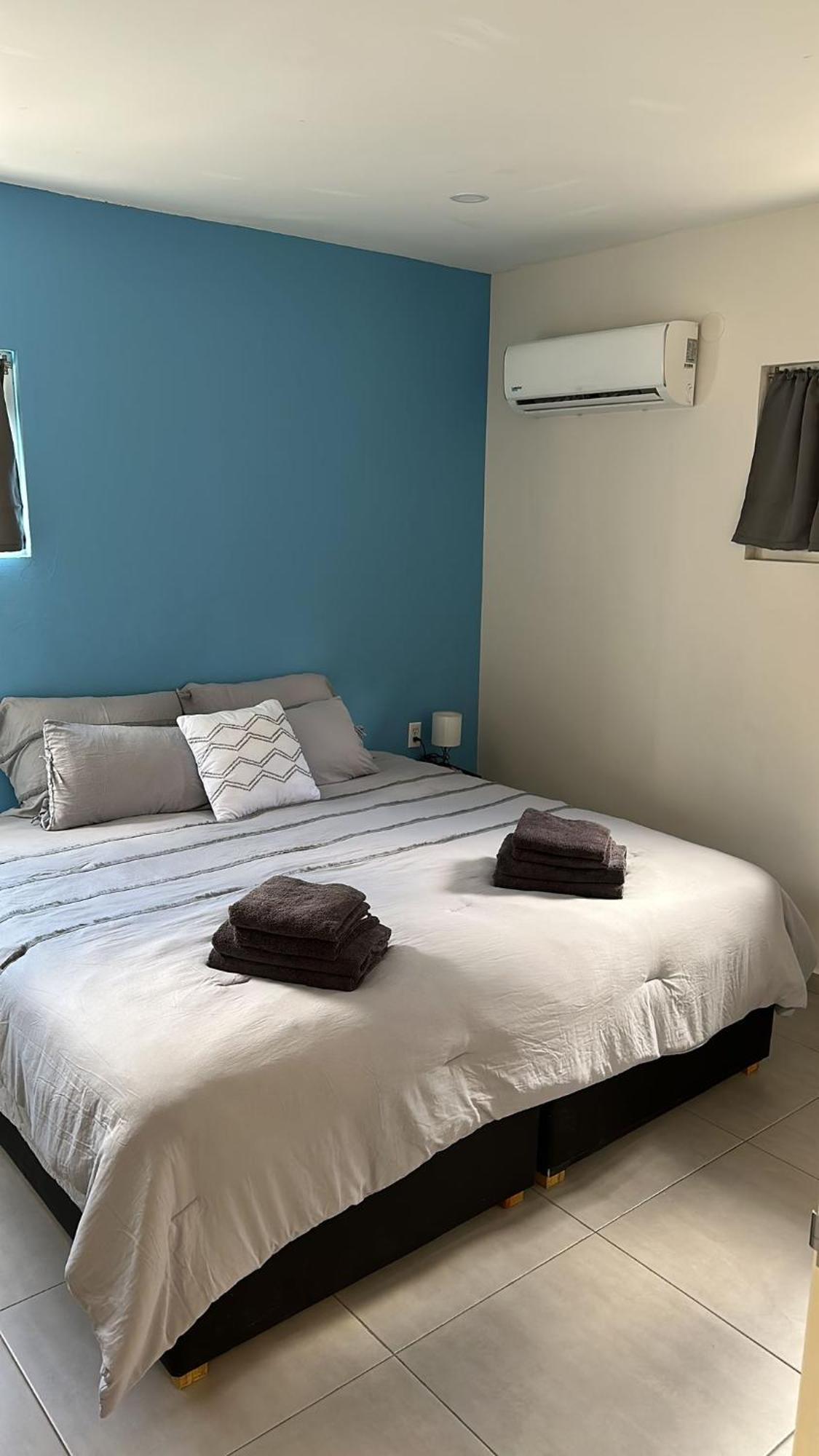 Windmill Apartments Curacao يلمستاد المظهر الخارجي الصورة